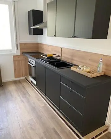 Touch And Go Отель типа 